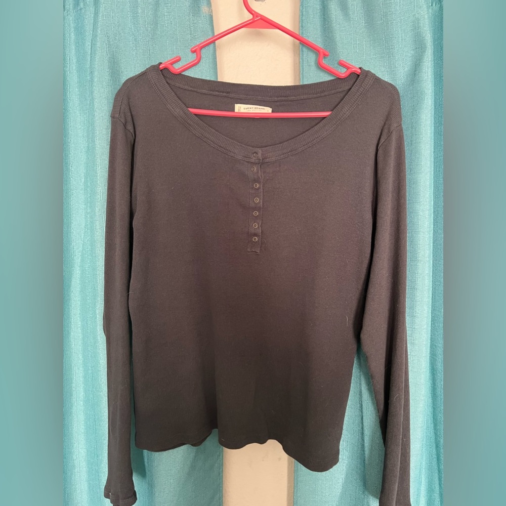 Lucky brand long sleeve top, charcoal grey.